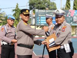 Tangkap Pengedar Narkoba Saat Berpatroli, 4  Polantas Polres Probolinggo Dapat Reward