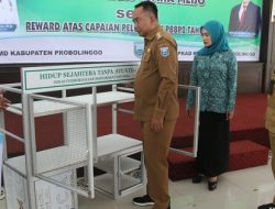 Turunkan Kemiskinan, Dinas PMD Pemkab Probolinggo Bantu Gerobak Sayur dan Modal