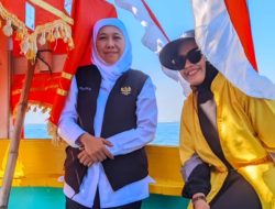 Gubernur Ikuti Ritual Petik Laut