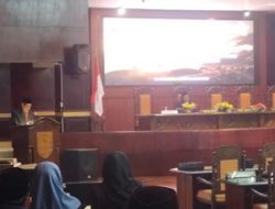 Eksekutif Sampaikan Jawaban atas PU Sejumlah Fraksi DPRD Kabupaten Probolinggo dalam Rapat Paripurna