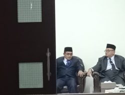 Wabup Probolinggo Tiba di Kantor DPRD, Hadiri Paripurna yang Ditunda