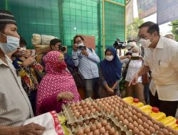 Mendag: Kemendag-Kementerian BUMN Bersinergi Gandeng Pelaku Usaha Penuhi Kebutuhan Migor Curah Rp 14 Ribu