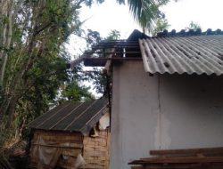 Diterjang Angin Kencang, Tujuh Rumah di Tiga Desa Rusak di  Kecamatan Sumbermalang