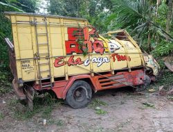 Truk Terguling di Duren Probolinggo, 1 Meninggal 14 Luka-luka