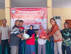 HUT RI, Pedagang Rongsokan Paiton Sebar 1.000 Paket Sembako