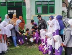 Aksi Gerakan Hijau di SDN Kebonagung I