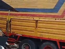 Truk Tronton Hantam Rumah Warga, Sopir Mengaku Seolah Melihat Orang Menyeberang
