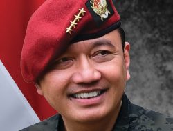 Kepala BIN Diberhentikan Presiden