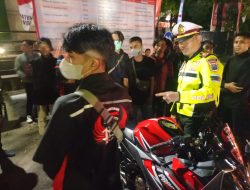 Ingatkan Masyarakat Terapkan SOP Keamanan saat Berkendara