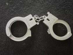 Maling yang Lempar Bondet Petugas RSUD Tongas Ditangkap Polisi