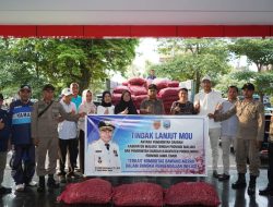Tekan Inflasi, Kabupaten Probolinggo Pasok Bawang Merah Puluhan Ton ke Maluku Tengah