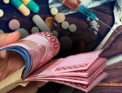 Polisi Tangkap Pengedar saat Nyabu Bersama Pacar di Probolinggo 