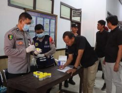 Polres Probolinggo Kota Gelar Tes Urine Mendadak untuk Personel Polri