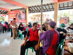 634 Warga Sidopekso Kraksaan Ikuti Vaksinasi Covid-19 Gelaran BIN