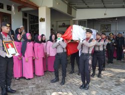 Pejabat Polres Probolinggo Kota Pingsan Usai Salat Subuh, Lalu Meninggal di RSUD