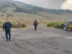 Polisi: Ranjau Paku di Lautan Pasir Bromo Sengaja Ditanam
