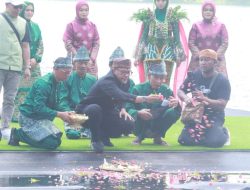 Petik Ranu dan Larung Sesaji Warnai Soft Opening Seven Lakes