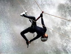 Canyoning Seven Lakes di Guyangan Diikuti Peserta dari Mancanegara