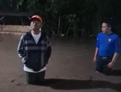 Sekda Probolinggo Ugas Irwanto Tinjau Banjir Kraksaan, Sungai Kertosono Meluap Lagi