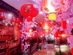 Semarak Dekorasi Imlek di Matos, Targetkan 60 Ribu Pengunjung, Transaksi Tenant Diprediksi Berkali Lipat