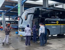 Terminal Arjosari Malang Gelar Ramp Check Jelang Arus Mudik Lebaran 2026, Temukan Bus AKAP Gunakan Ban Vulkanisir