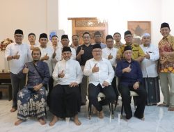 Bupati Probolinggo Buka Puasa di Rumah Ketua Kadin, Siapkan Lulusan Sekolah Terampil di Dunia Kerja