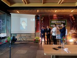 Bahagianya Agustinus Siswanto Raih Hadiah Umrah dari Grand Mercure Malang Mirama dan EsraGO Tour & Travel