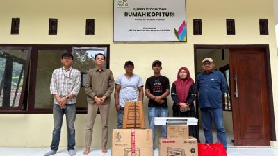 Dukung Petani Kopi Lokal, PLN Nusantara Power UP Paiton Salurkan Bantuan Produksi dan Digital Marketing