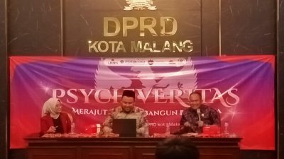 Edukasi Politik Mahasiswa UMM, H Rokhmad Tekankan Pentingnya Fungsi Vital DPRD