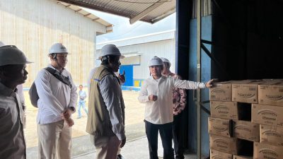 Imron Amin Tinjau BULOG Bangkalan, Stok Beras Dipastikan Aman