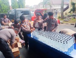 Polisi di Kota Malang Sikat Distributor 1.500 Botol Arak Bali