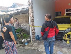 Rumah Debt Collector di Probolinggo Diteror Bondet Saat Penghuni Tidur, Mobil dan Rumah Rusak Parah