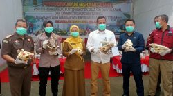 Diperjualbelikan Online, Sejumlah Tulang Satwa Liar Ilegal Dimusnahkan Kejari Kota Malang