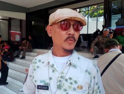 Beri Kenyamanan Masyarakat, Dishub Kota Malang Rutin Bersihkan Halte Tiap Senin
