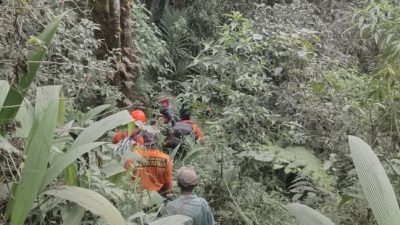 Medan Terjal dan Kabut Hambat Evakuasi Pendaki di Jurang Semeru, Tim SAR Tambahan Diterjunkan