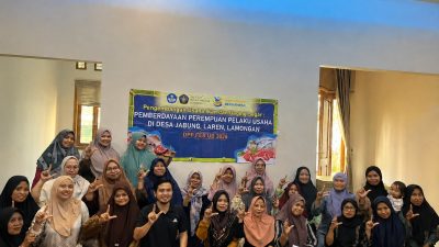 FEB UB Salurkan Freezer dan Latih 30 Perempuan Pelaku Usaha Pangan Segar di Lamongan