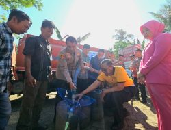 Polres Probolinggo Salurkan 10.000 Liter Air Bersih dan Sembako di Gunung Geni