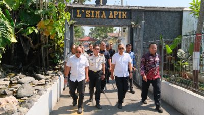 Sekjen Kemenimipas Tinjau Standar Pelayanan dan Pengelolaan Premi Warga Binaan di Lapas Kelas I Malang