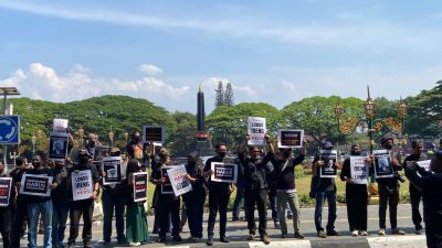 Wartawan Malang Raya Gelar Aksi Protes Tolak Pernyataan ‘Londo Ireng’ Presiden