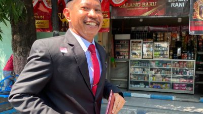 Sekwan Yulius Lari 3 KM Usai Terima Satyalancana XXX