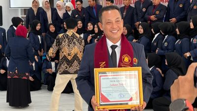 Dari Banyuates ke Pamekasan, Nur Ahmadi Tempuh 180 Km demi Gelar Magister dengan IPK 4,00