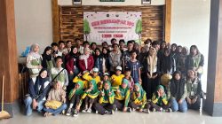 Tim KKN 186 UMM Ubah Limbah Ampas Tebu Menjadi Briket Arang di Desa Sukolilo