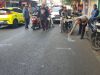 Gagal Menyalip Truk Tangki BBM, Pengendara Sepeda Motor di Kota Malang Jatuh dan Terluka