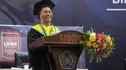 Kejadian Langka, Ada Isa Almasih Hadir Langsung di Wisuda Perguruan Tinggi Malang