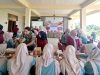 Mahasiswa PPG UMM Manfaatkan Bunga Rosella Jadi Lulur Alami di Kota Batu