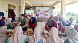 Mahasiswa PPG UMM Manfaatkan Bunga Rosella Jadi Lulur Alami di Kota Batu