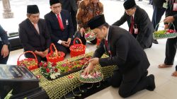 Kepala Bakorwil III Malang Pimpin Ziarah Makam Mantan Wagub Jatim di Kota Batu