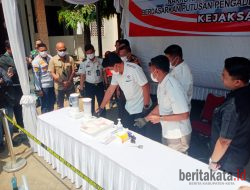 Kejari Kota Malang Musnahkan Barang Bukti Periode Juni–Oktober 2026, Ada Ratusan Lembar Upal Hingga Narkotika dan Okerbaya