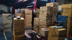 Bea Cukai Malang Gagalkan Pengiriman Jutaan Batang Rokok Ilegal, Tiga Kendaraan Diamankan di Kabupaten Malang